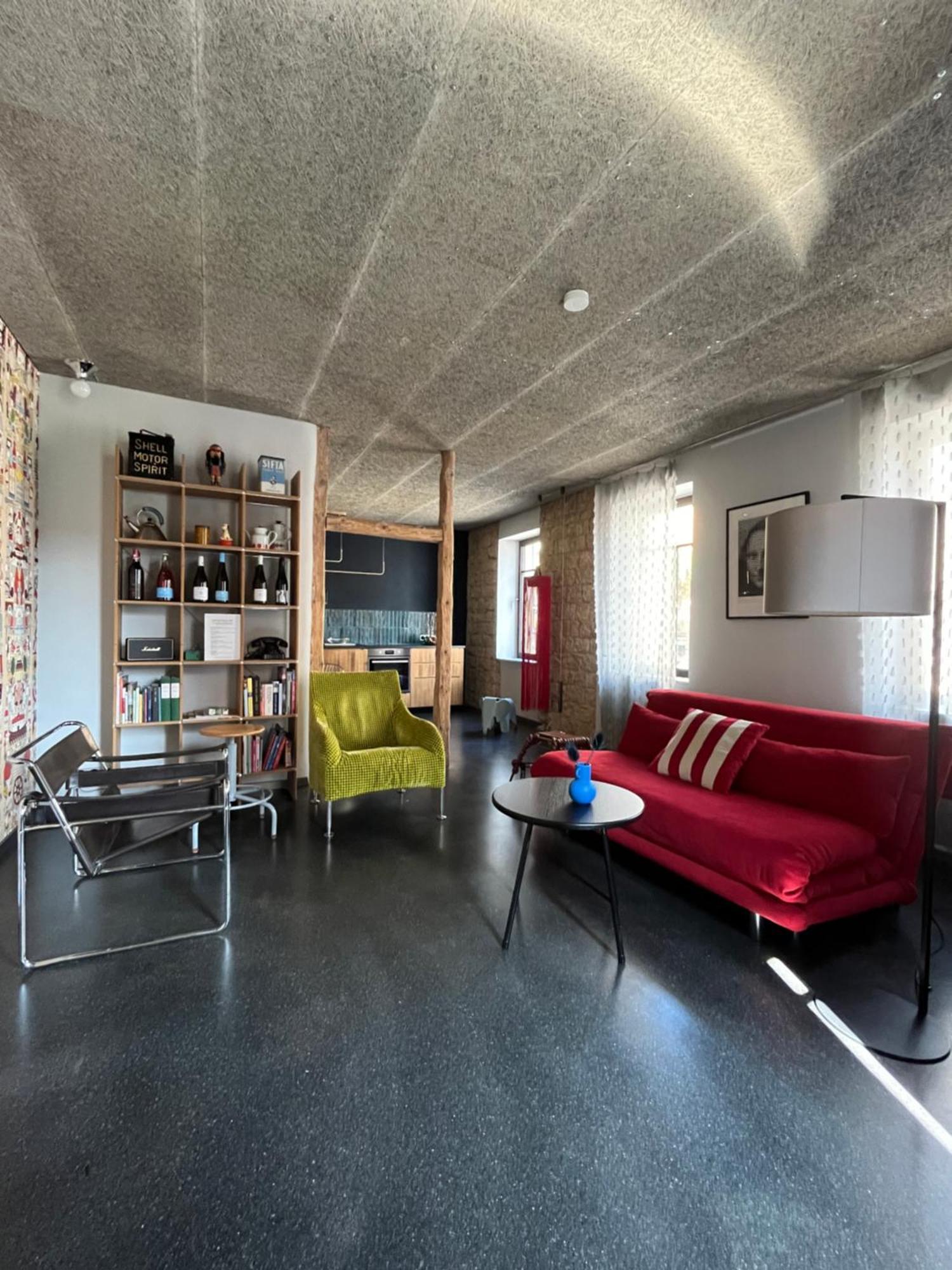 Momai 1891- Moderne Ferienwohnung Майкамер Екстериор снимка